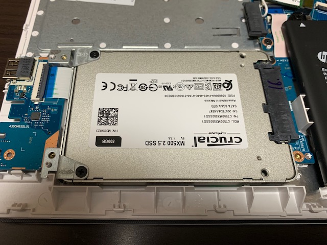 SSDの取り付け